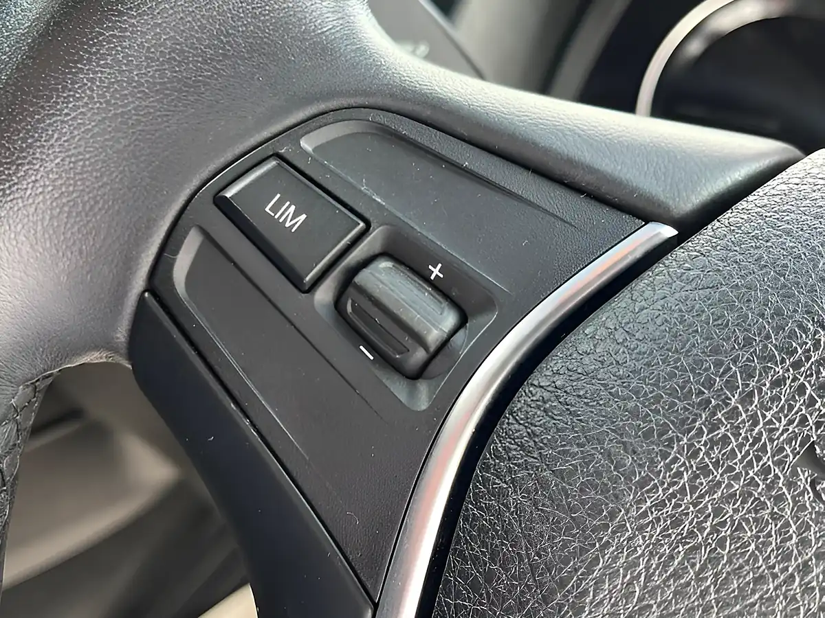 Used 2018 BMW 1 Series Sport Black - Interior and Exterior details 15