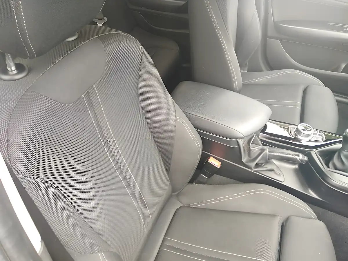 Used 2018 BMW 1 Series Sport Black - Interior and Exterior details 13