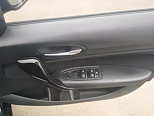 Used 2018 BMW 1 Series Sport Black - Interior and Exterior details 14