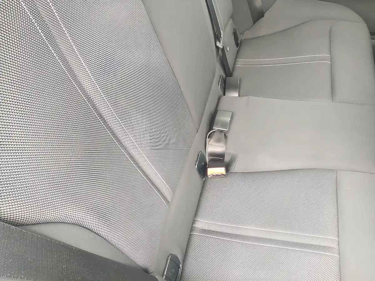 Used 2018 BMW 1 Series Sport Black - Interior and Exterior details 17