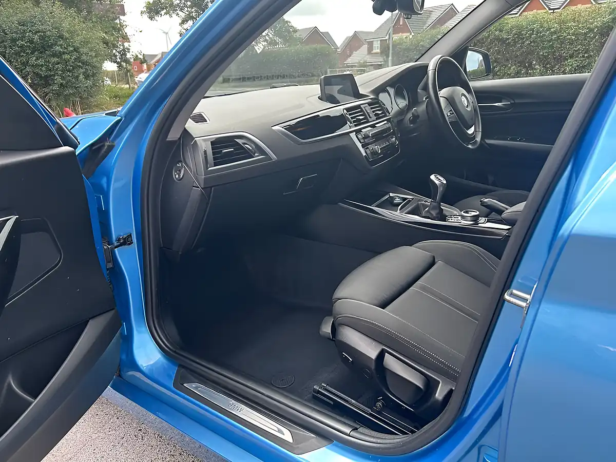 Used 2018 BMW 1 Series Sport Blue - Interior and Exterior details 15