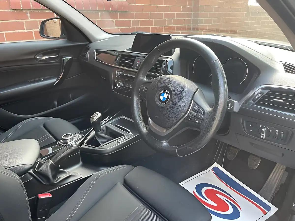 Used 2018 BMW 1 Series Sport Silver - Interior and Exterior details 3