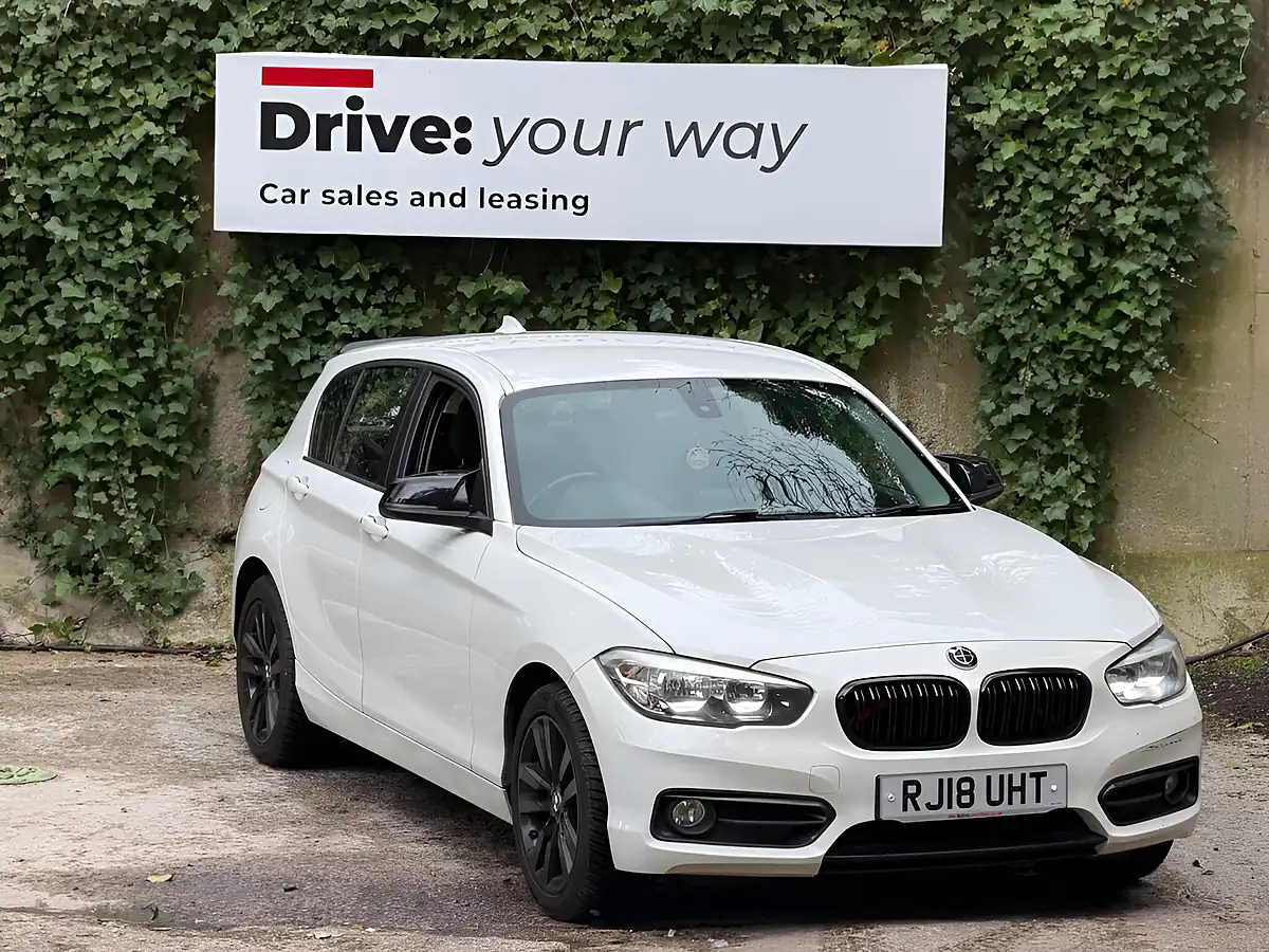 Used 2018 BMW 1 Series Sport White - Front View