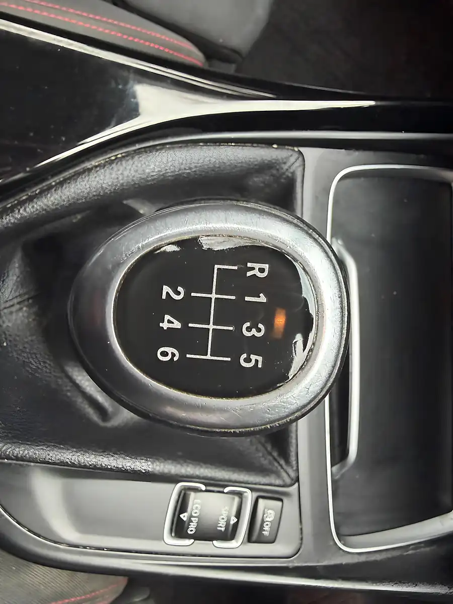 Used 2018 BMW 1 Series Sport White - Interior and Exterior details 14