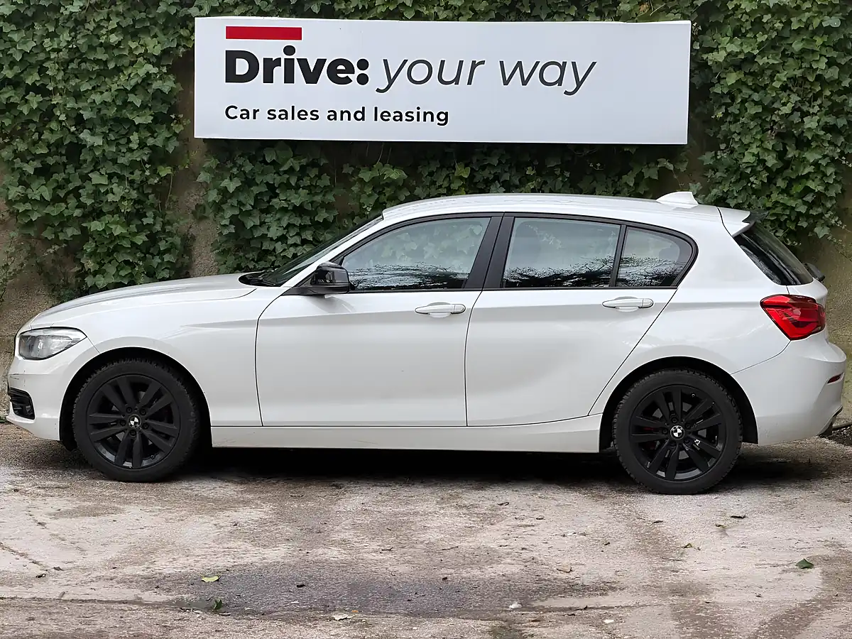 Used 2018 BMW 1 Series Sport White - Interior and Exterior details 4