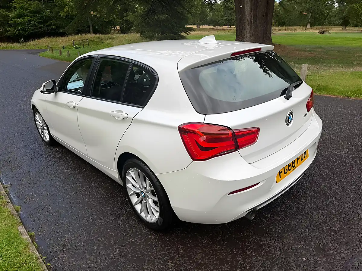 Used 2018 BMW 1 Series Sport White - Interior and Exterior details 5