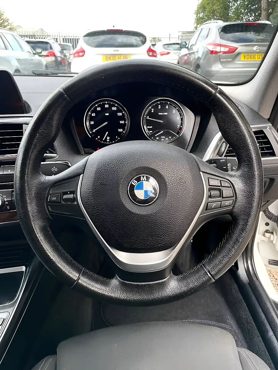 Used 2018 BMW 1 Series Sport White - Interior and Exterior details 12