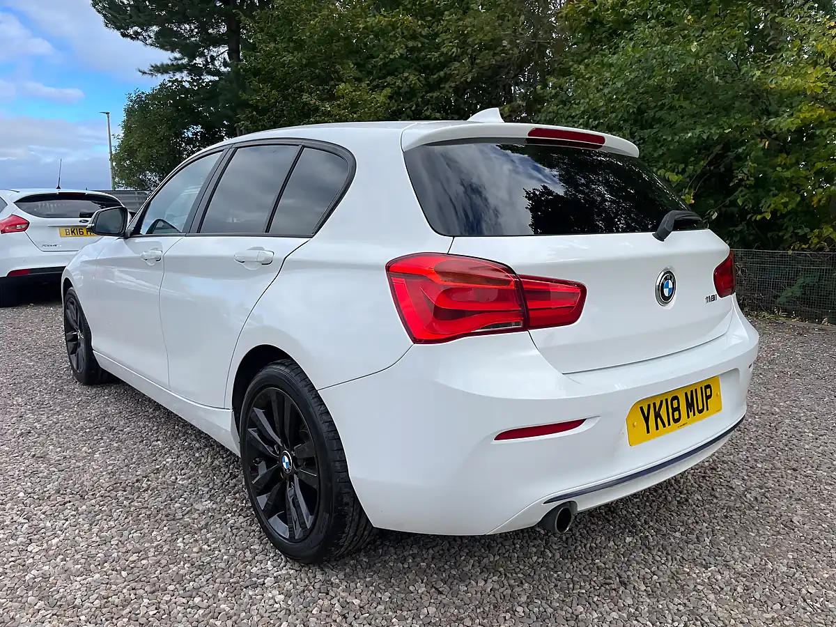 Used 2018 BMW 1 Series Sport White - Interior and Exterior details 4