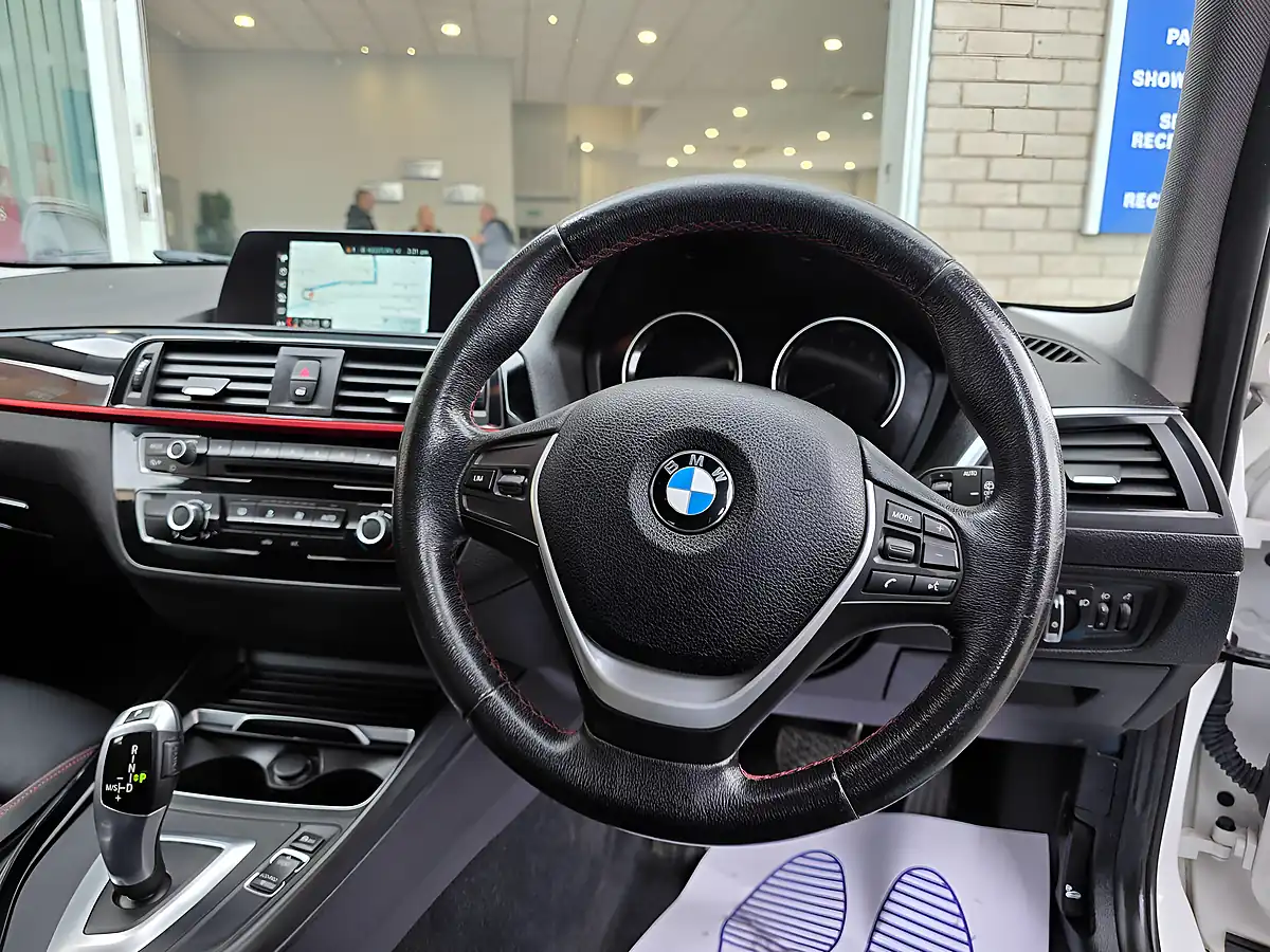 Used 2018 BMW 1 Series Sport White - Interior and Exterior details 16