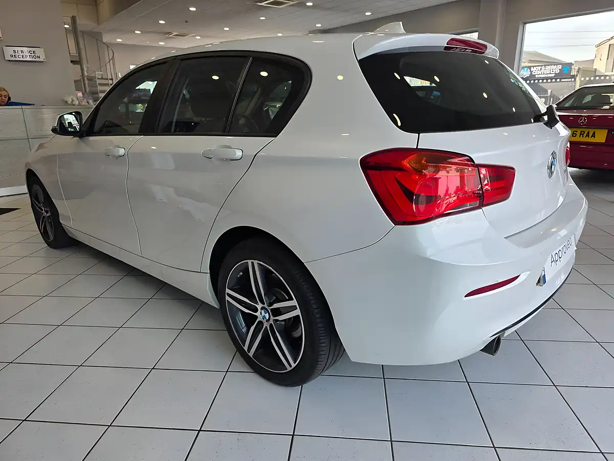 Used 2018 BMW 1 Series Sport White - Interior and Exterior details 4