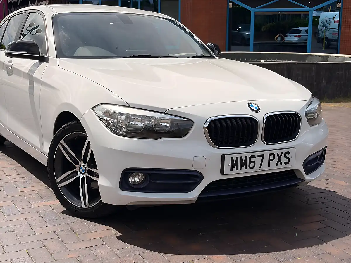 Used 2018 BMW 1 Series Sport White - Interior and Exterior details 12