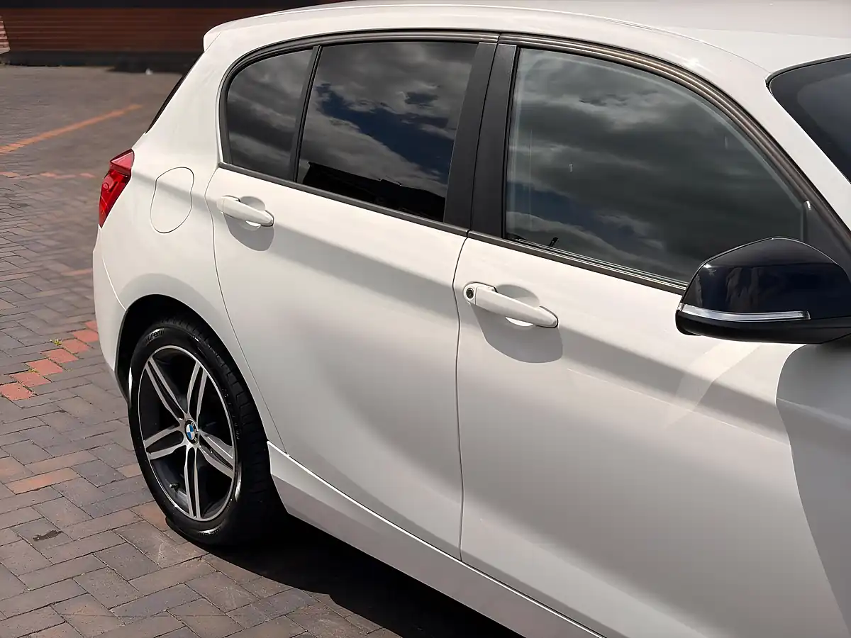 Used 2018 BMW 1 Series Sport White - Interior and Exterior details 15