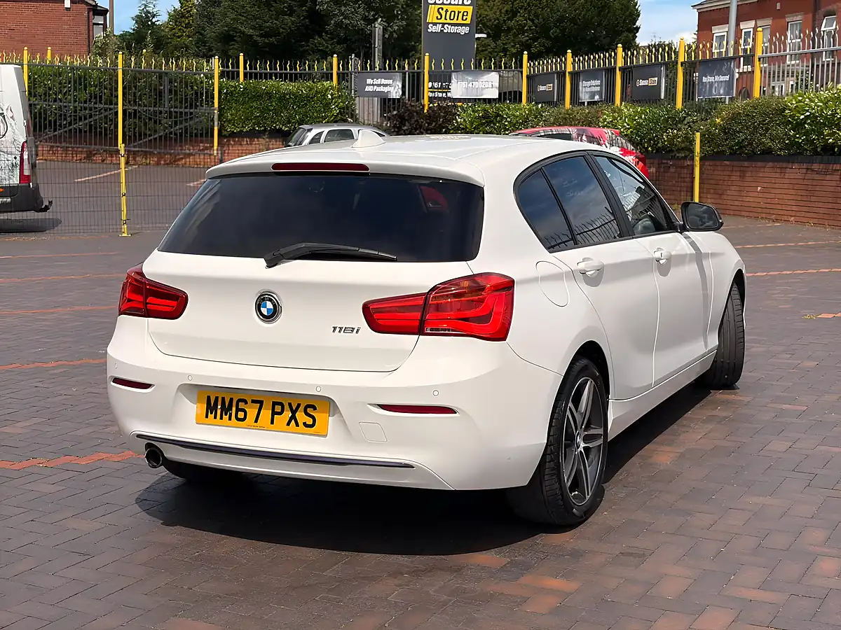 Used 2018 BMW 1 Series Sport White - Interior and Exterior details 8