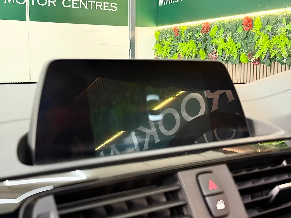 Used 2018 BMW 2 Series 9X Services, Sat Nav, Leather, Heated Seats & Heated Steering Wheel White - Interior and Exterior details 16