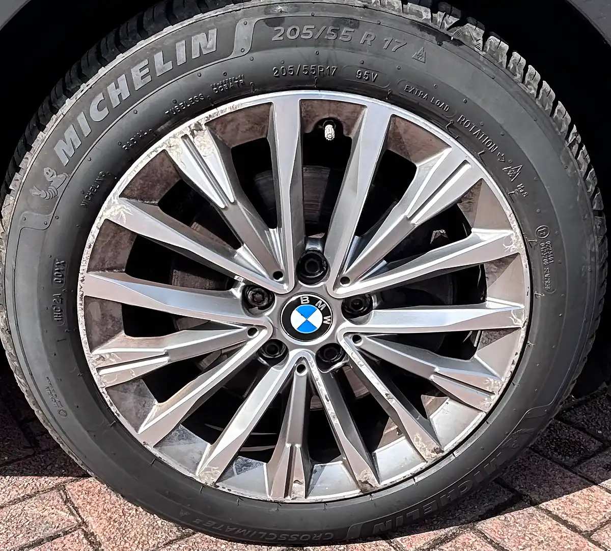Used 2018 BMW 2 Series Active Tourer Luxury Mineral Grey - Interior and Exterior details 17