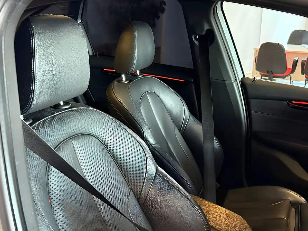 Used 2018 BMW 2 Series Active Tourer M Sport Silver - Interior and Exterior details 12