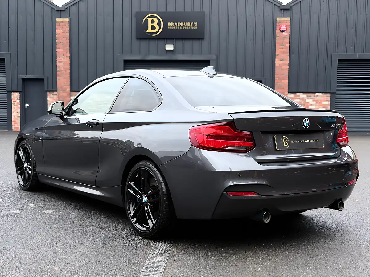 Used 2018 BMW 2 Series Coupe Mineral Grey - Interior and Exterior details 12