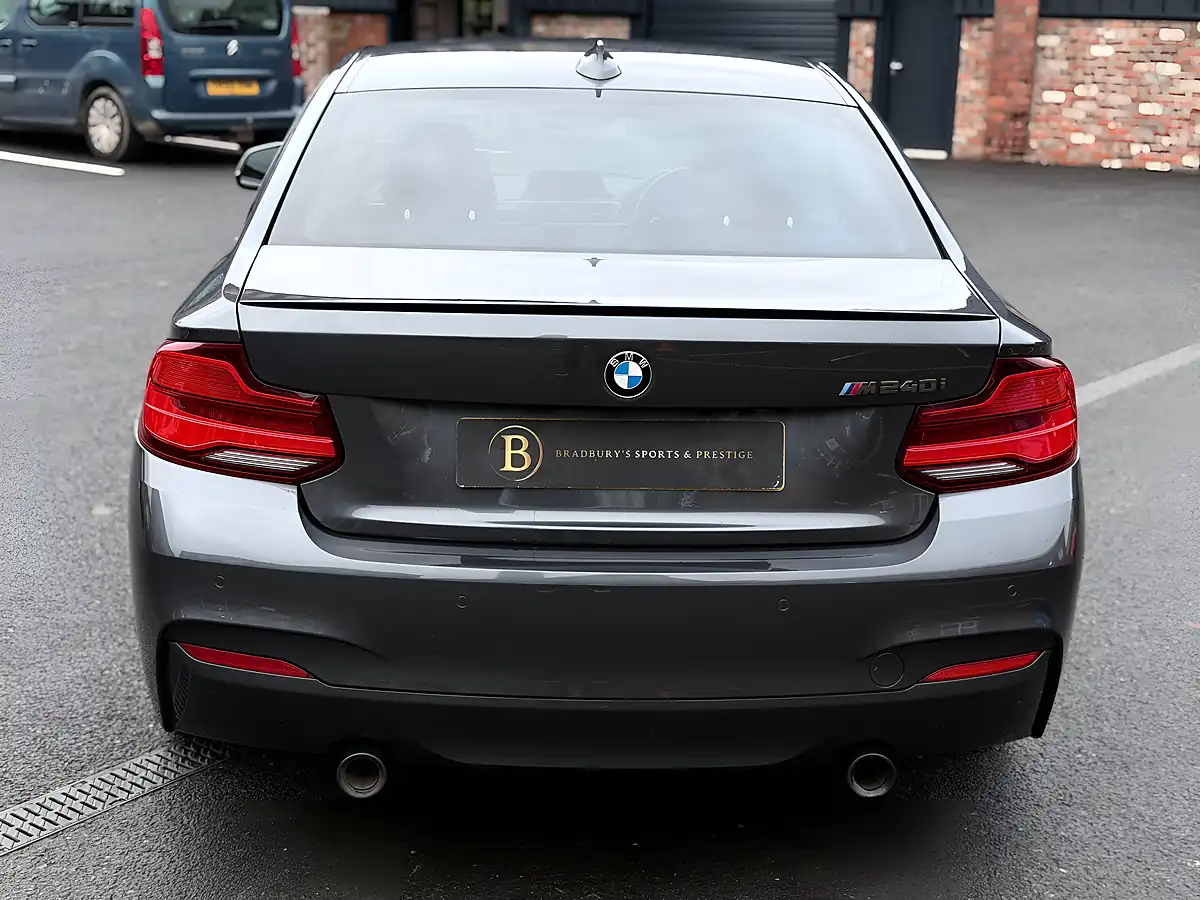 Used 2018 BMW 2 Series Coupe Mineral Grey - Interior and Exterior details 14