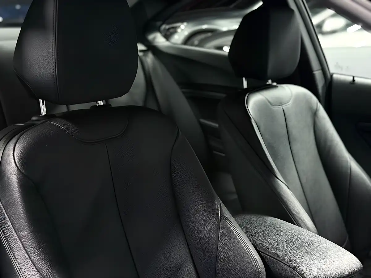 Used 2018 BMW 2 Series Coupe Mineral Grey - Interior and Exterior details 20