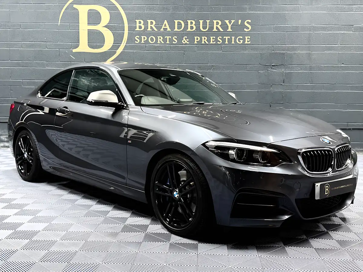 Used 2018 BMW 2 Series Coupe Mineral Grey - Interior and Exterior details 4