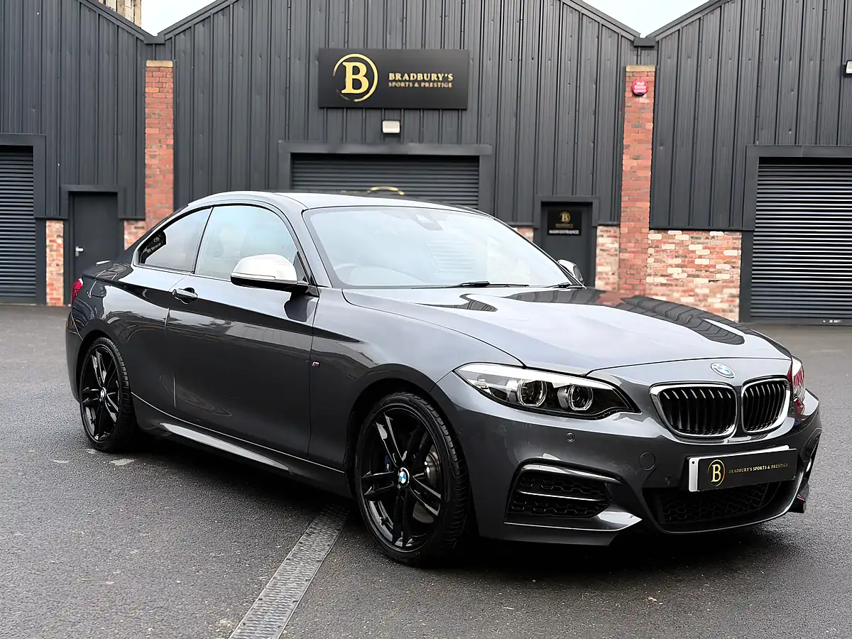 Used 2018 BMW 2 Series Coupe Mineral Grey - Interior and Exterior details 5