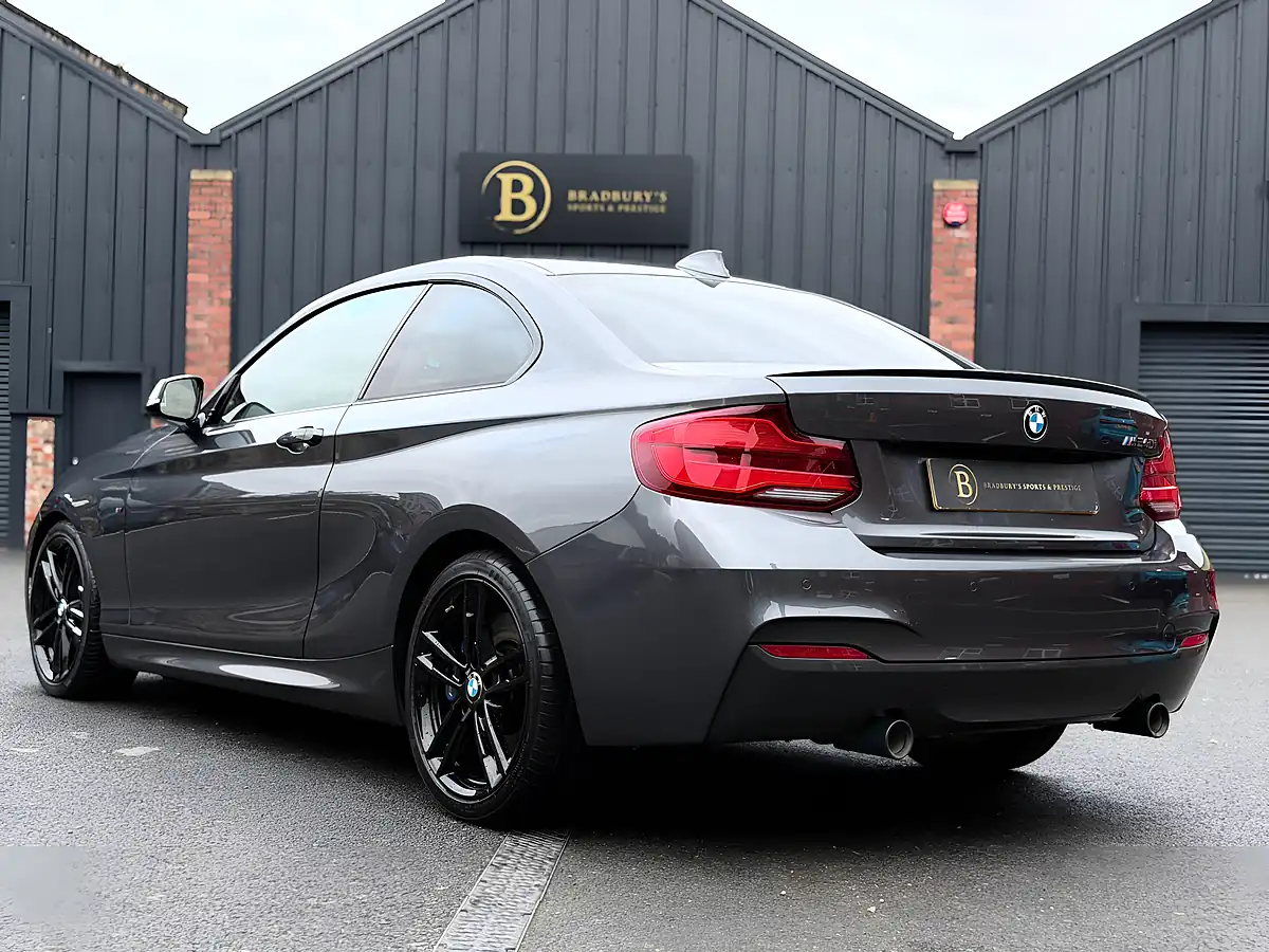 Used 2018 BMW 2 Series Coupe Mineral Grey - Interior and Exterior details 7