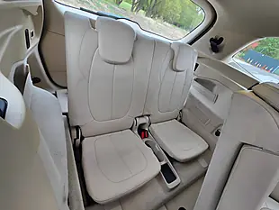Used 2018 BMW 2 Series Gran Tourer Luxury Black - Interior and Exterior details 11
