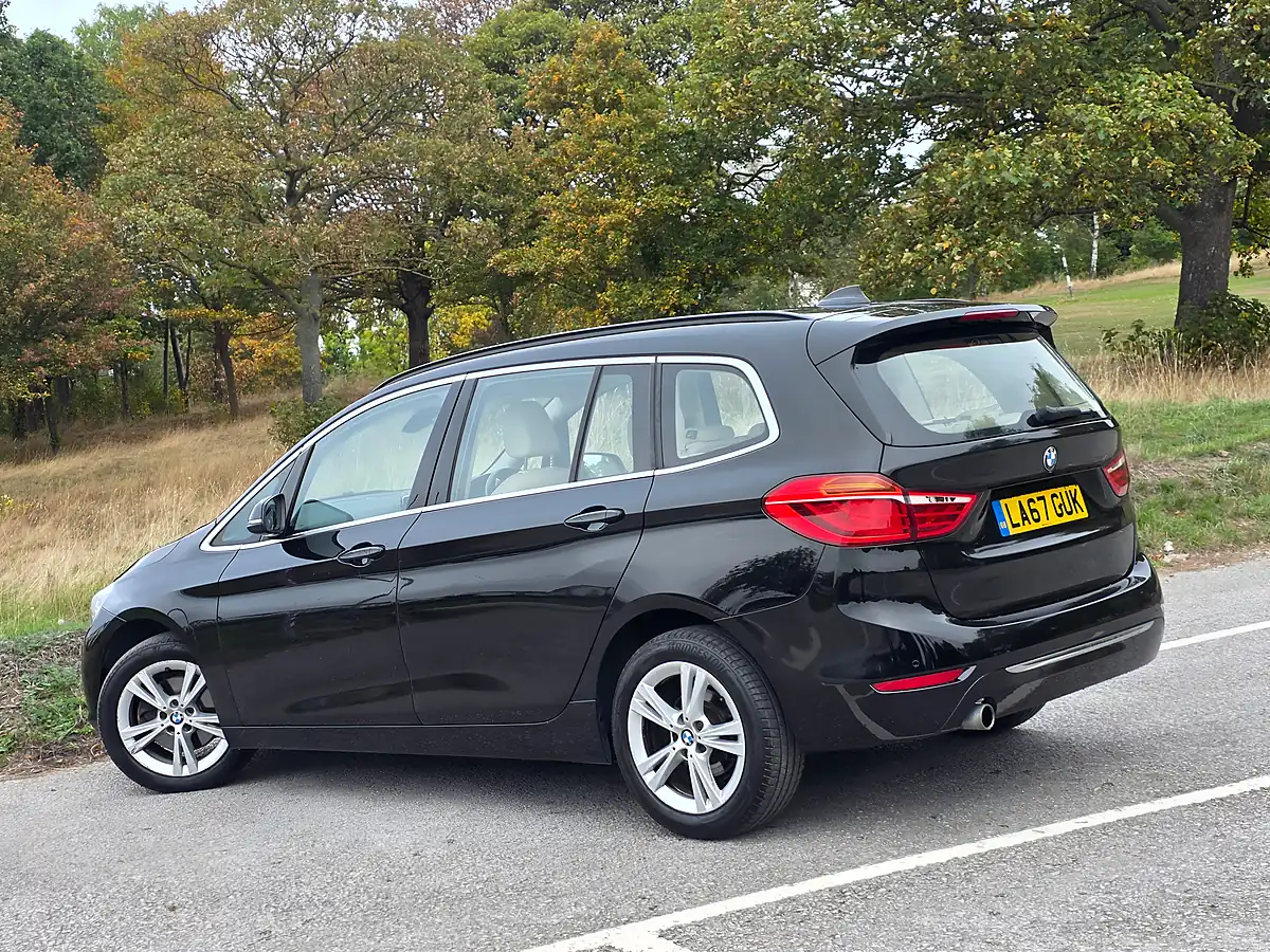 Used 2018 BMW 2 Series Gran Tourer Luxury Black - Interior and Exterior details 5