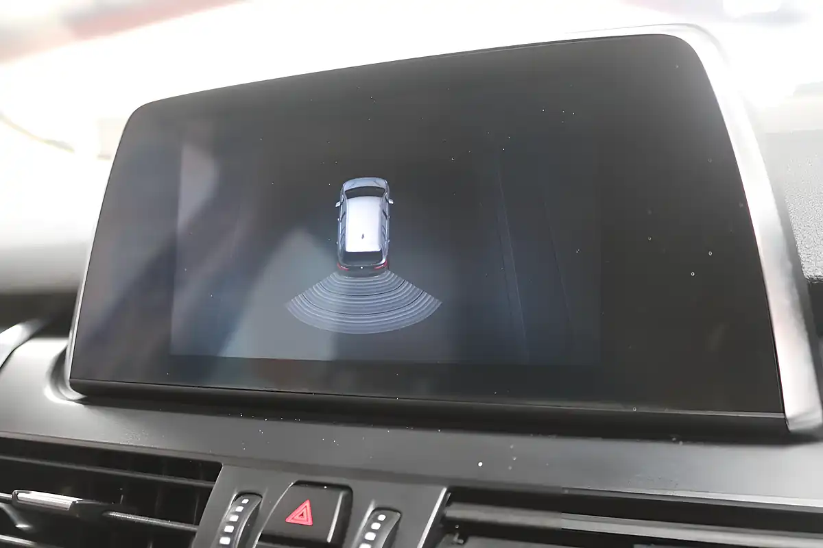 Used 2018 BMW 2 Series Gran Tourer Luxury Black - Interior and Exterior details 15