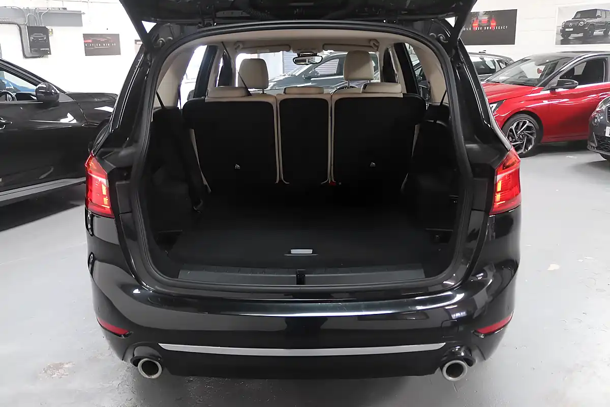 Used 2018 BMW 2 Series Gran Tourer Luxury Black - Interior and Exterior details 20