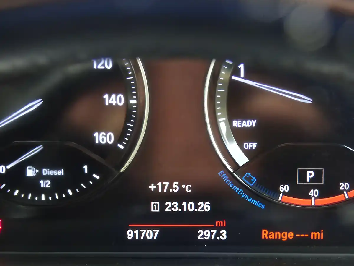 Used 2018 BMW 2 Series Gran Tourer Luxury Grey - Interior and Exterior details 15
