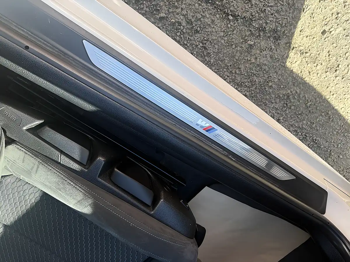 Used 2018 BMW 2 Series M Sport Alpine White - Interior and Exterior details 13