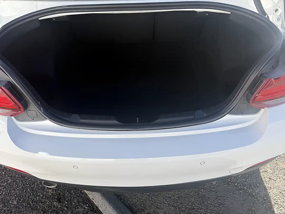 Used 2018 BMW 2 Series M Sport Alpine White - Interior and Exterior details 15