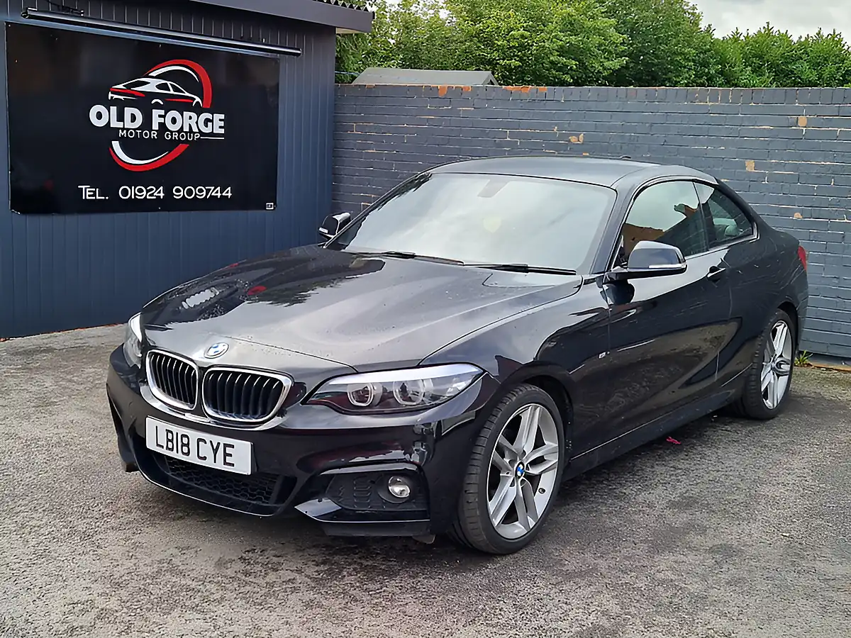 Used 2018 BMW 2 Series M Sport Black - Front View