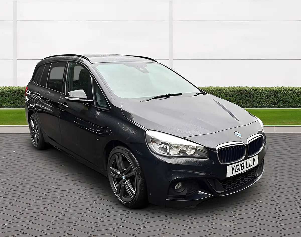 Used 2018 BMW 2 Series M Sport Black - Front View