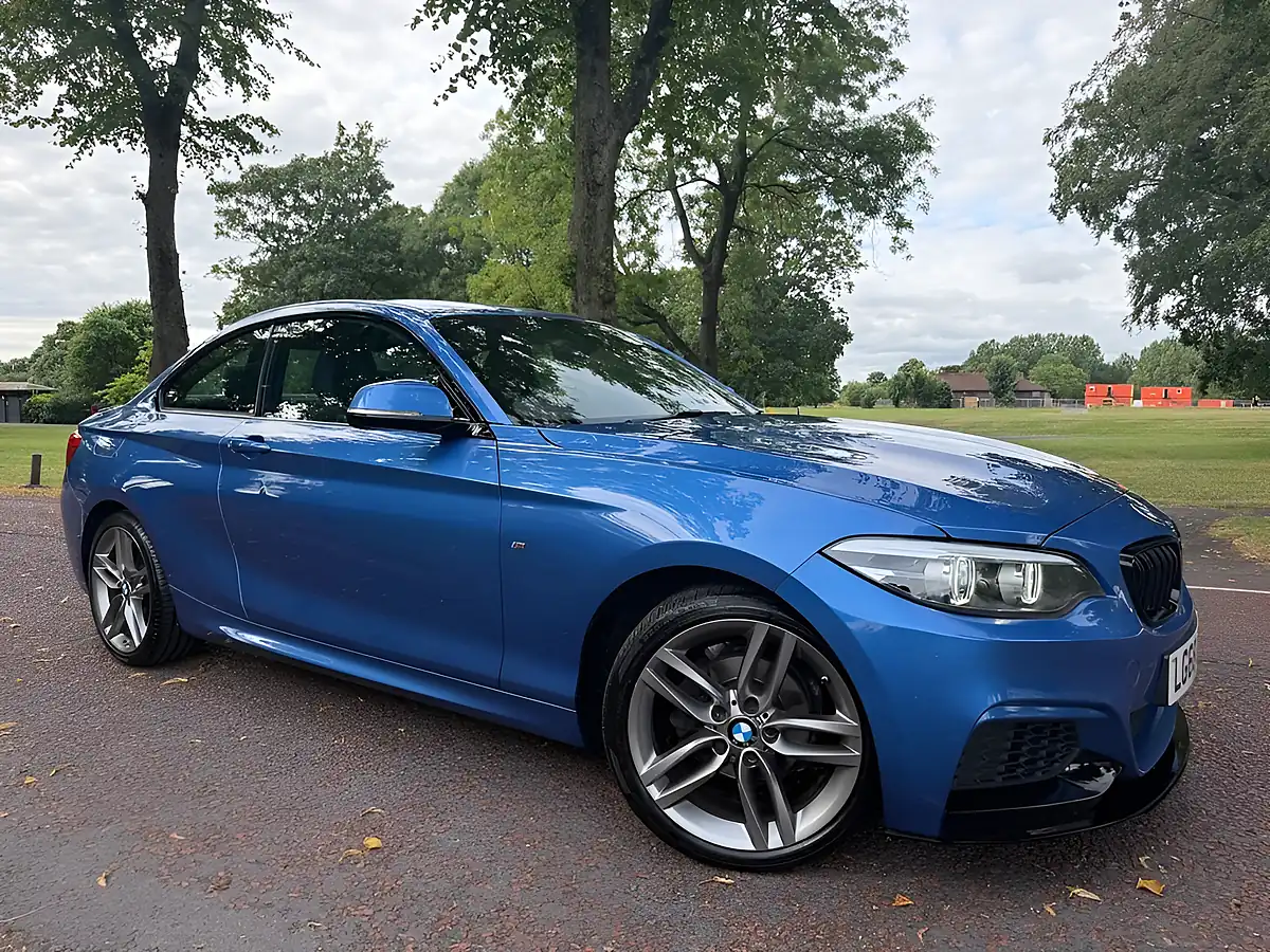 Used 2018 BMW 2 Series M Sport Blue - Front View