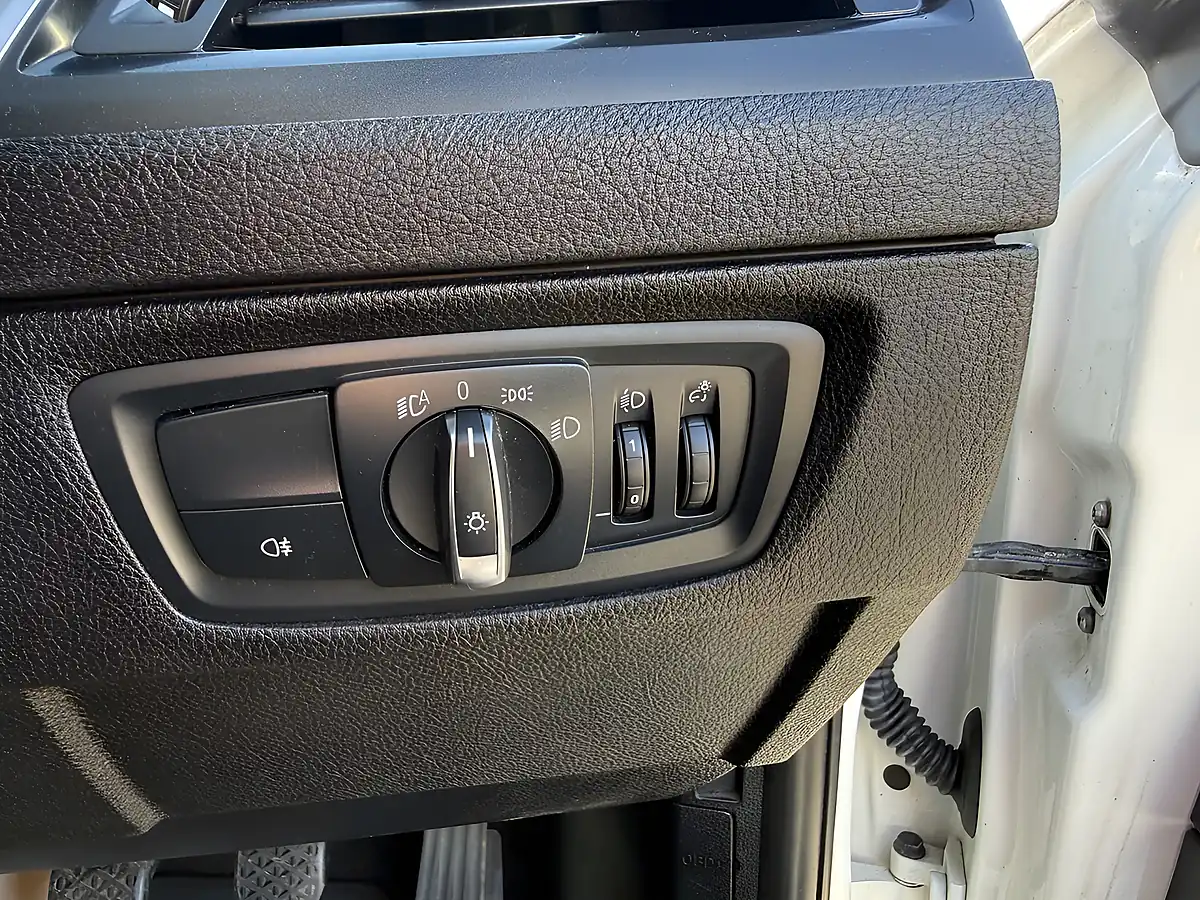 Used 2018 BMW 2 Series M Sport White - Interior and Exterior details 19