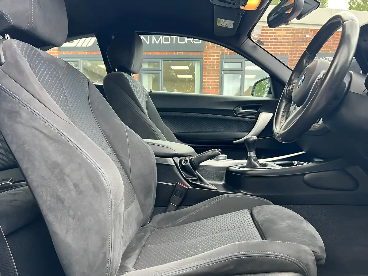 Used 2018 BMW 2 Series M Sport White - Interior and Exterior details 13