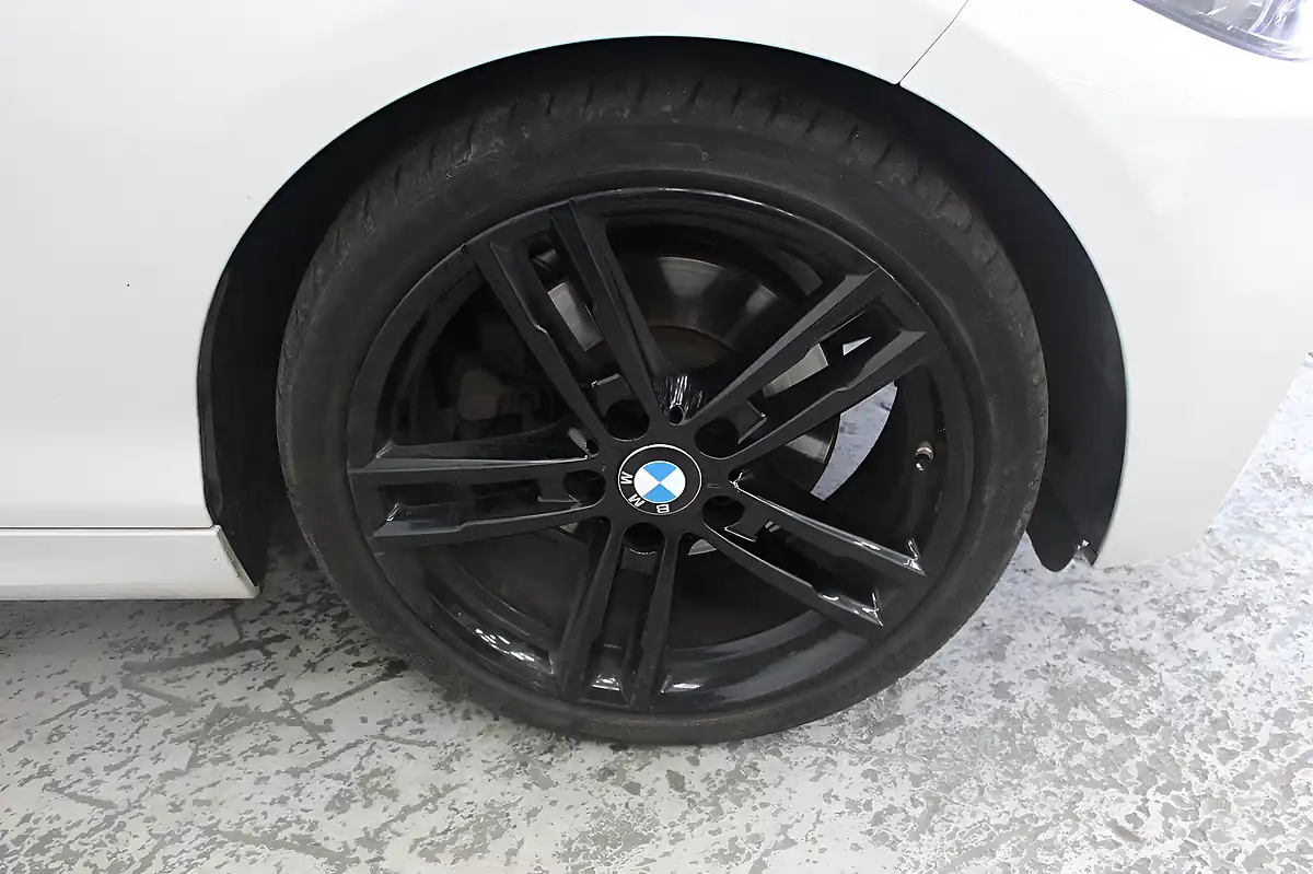 Used 2018 BMW 2 Series M Sport White - Interior and Exterior details 19