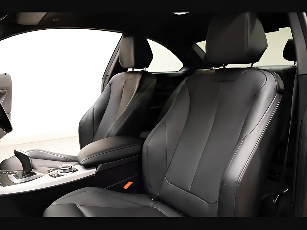 Used 2018 BMW 2 Series M240i Red - Interior and Exterior details 19