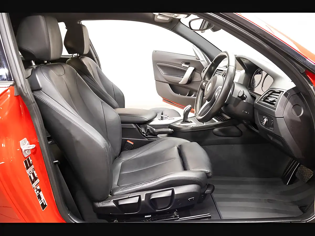 Used 2018 BMW 2 Series M240i Red - Interior and Exterior details 9