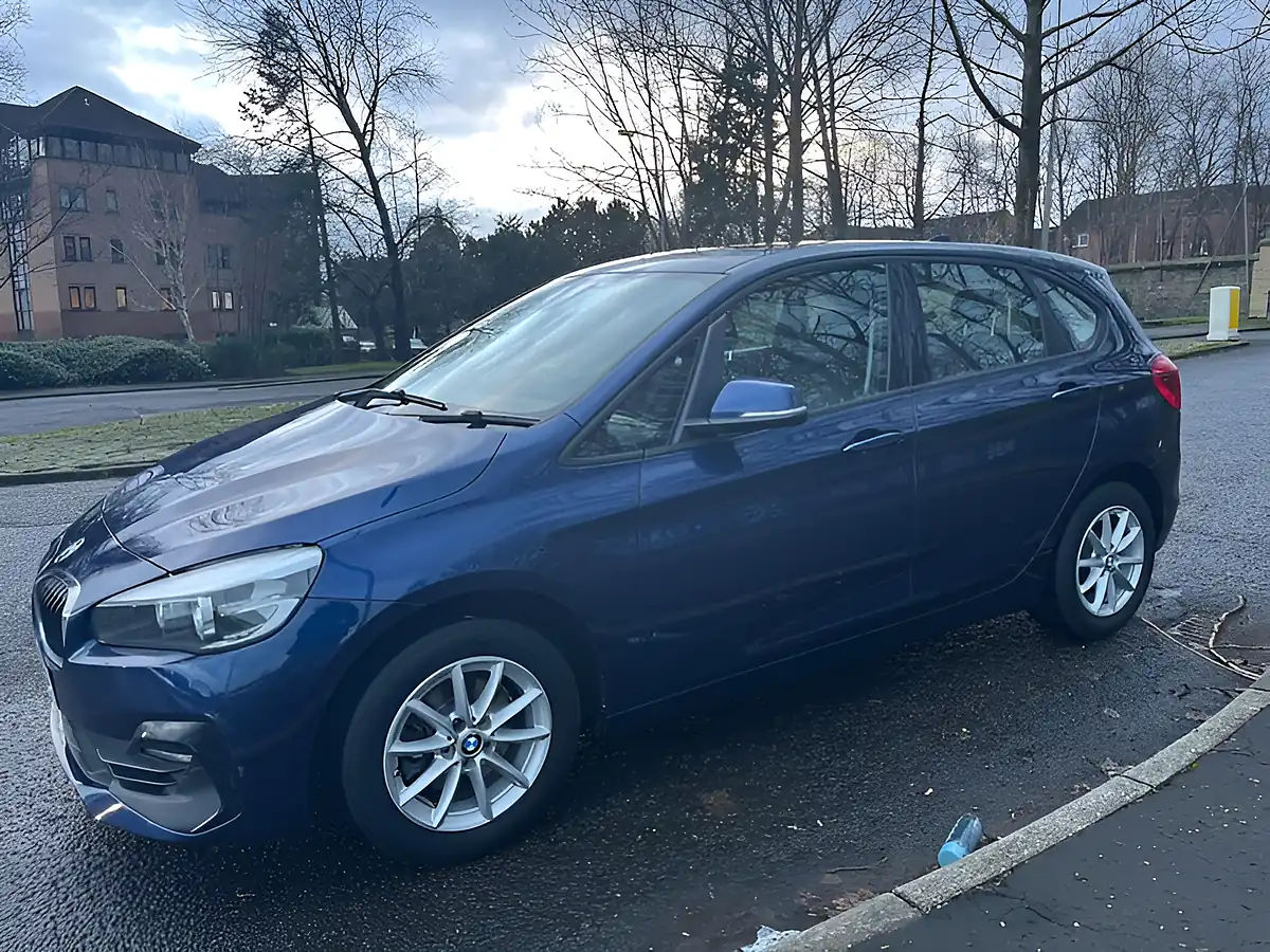 Used 2018 BMW 2 Series Se Mediterranean Blue - Interior and Exterior details 5