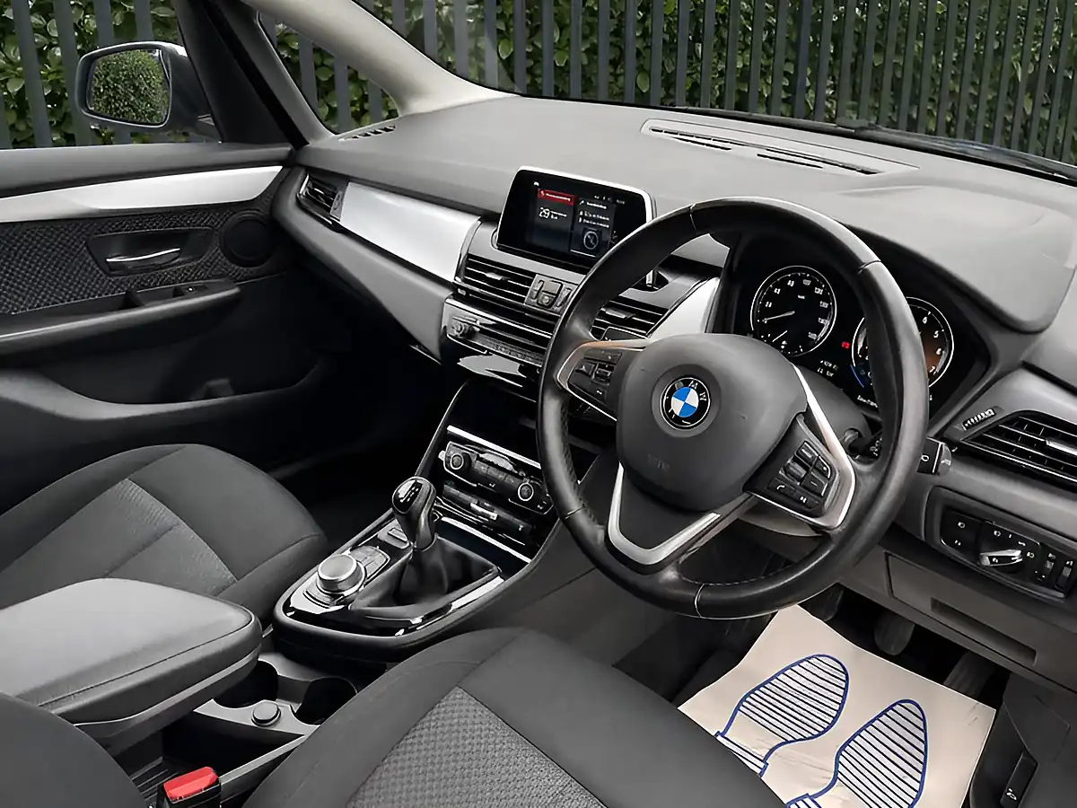 Used 2018 BMW 2 Series Se Silver - Interior and Exterior details 12