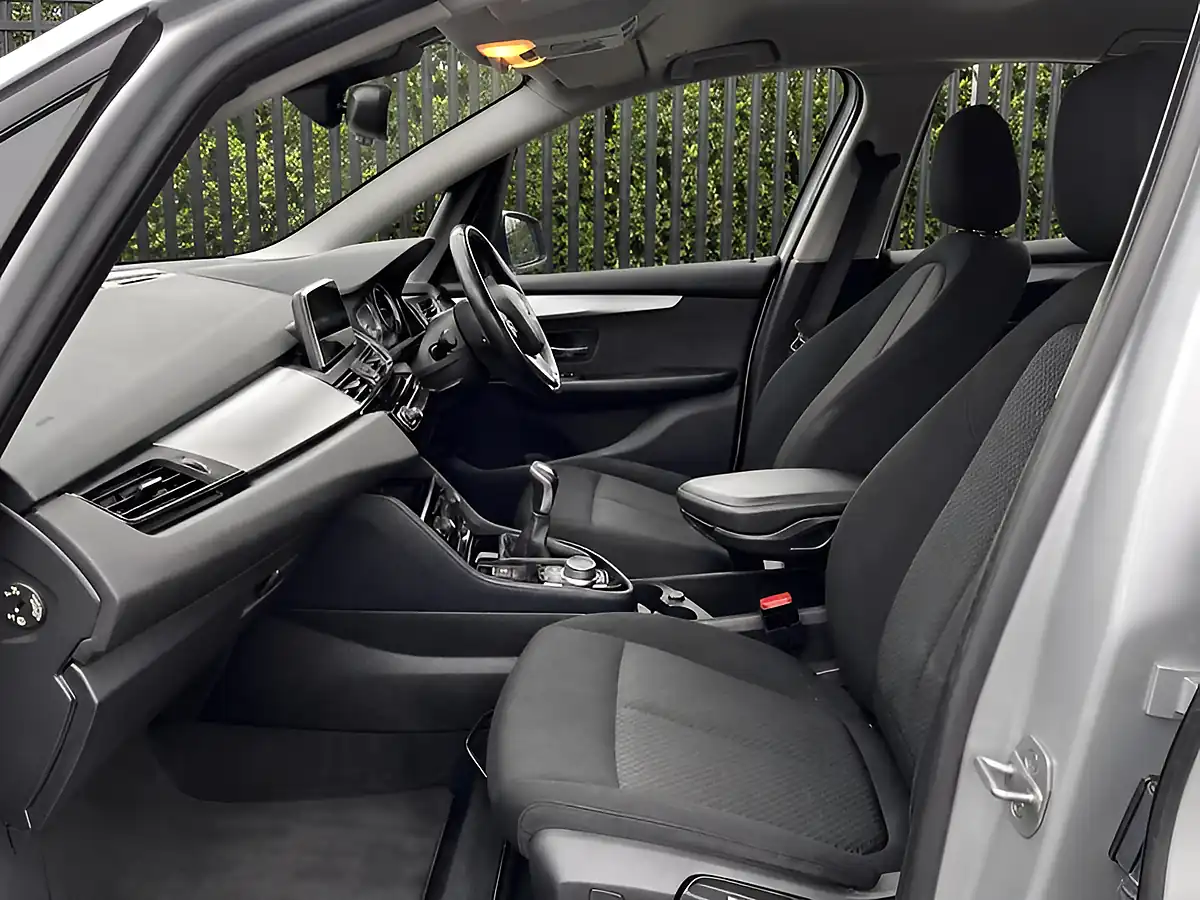 Used 2018 BMW 2 Series Se Silver - Interior and Exterior details 13
