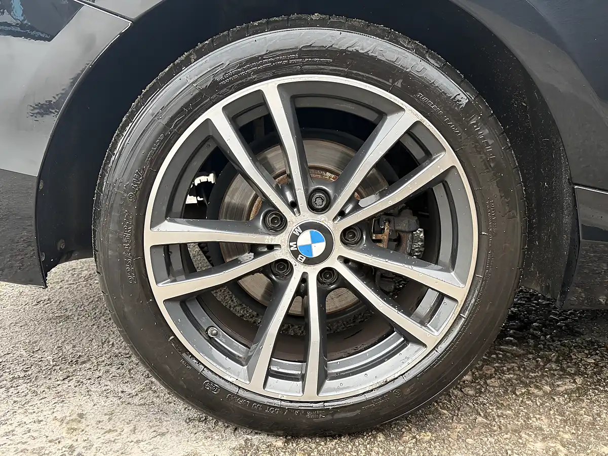 Used 2018 BMW 2 Series Sport Coupe Black - Interior and Exterior details 10