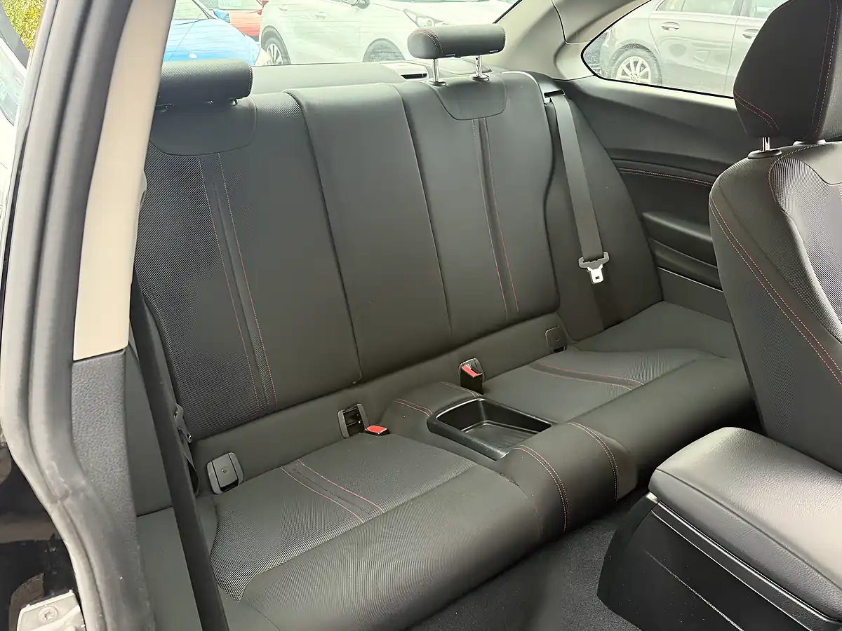 Used 2018 BMW 2 Series Sport Coupe Black - Interior and Exterior details 12