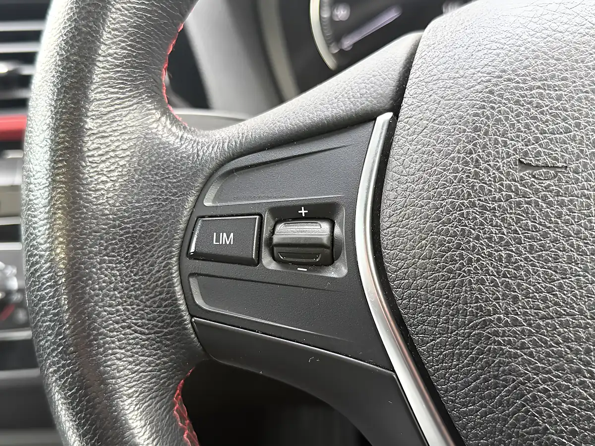 Used 2018 BMW 2 Series Sport Coupe Black - Interior and Exterior details 14