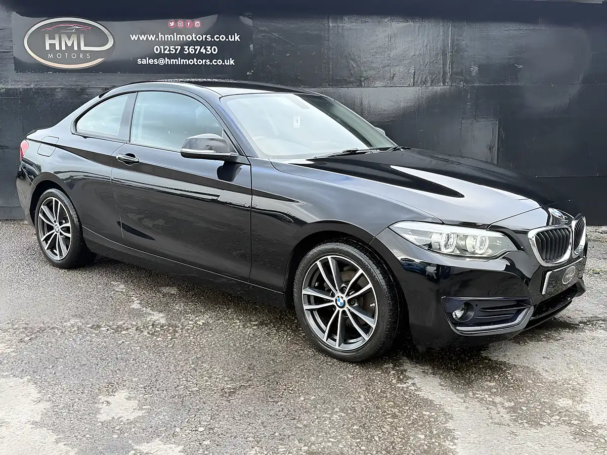 Used 2018 BMW 2 Series Sport Coupe Black - Interior and Exterior details 6