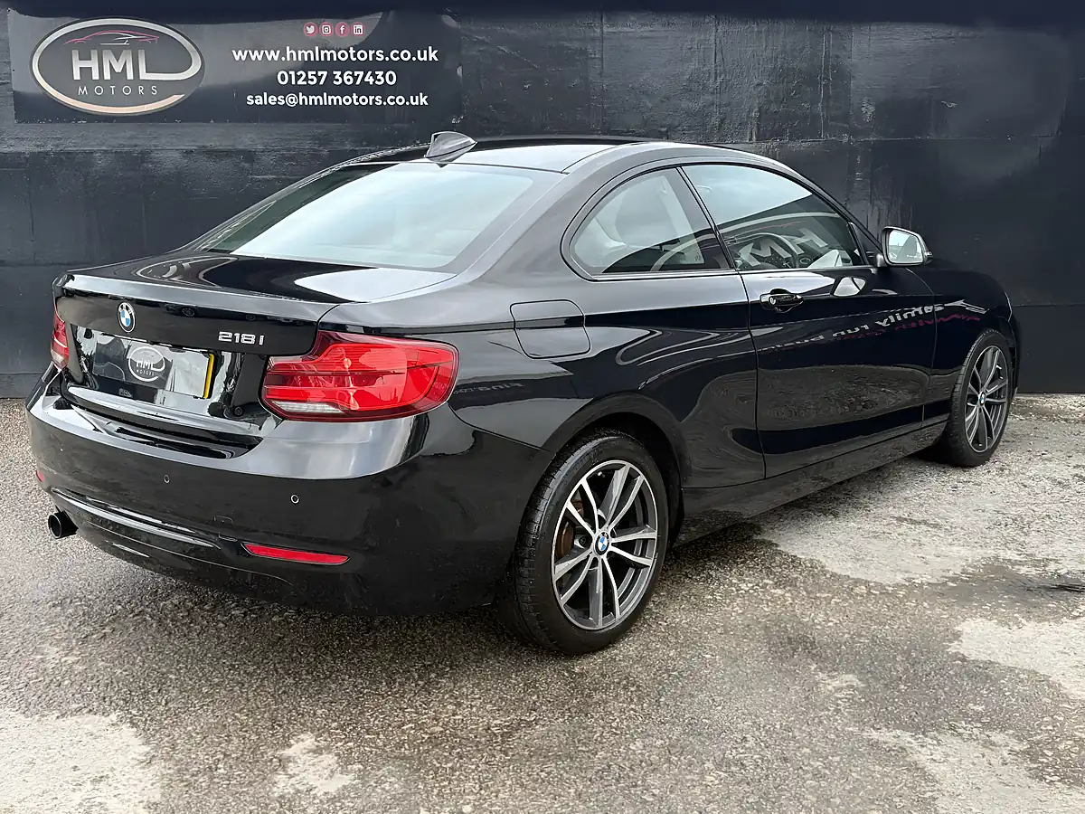 Used 2018 BMW 2 Series Sport Coupe Black - Interior and Exterior details 8