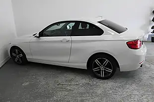 Used 2018 BMW 2 Series Sport White - Interior and Exterior details 7